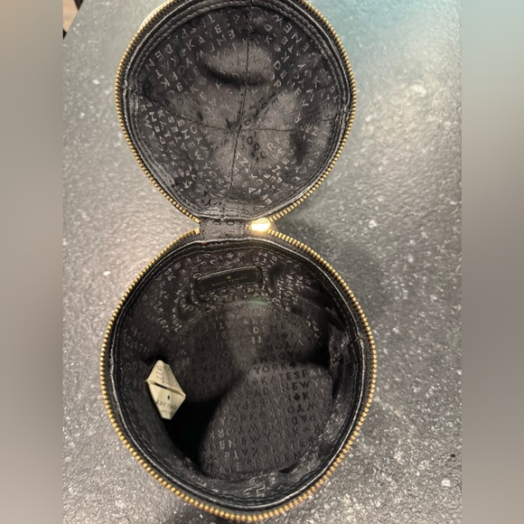 KATE SPADE Jade Drive Bird Cage Black Leather Wristlet Pink Bird Charm RARE. - Picture 10 of 12